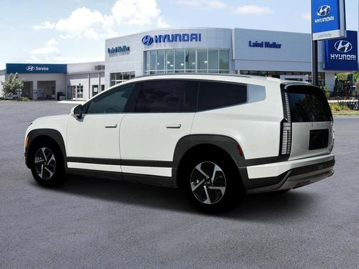 2026 Hyundai IONIQ 9 SE