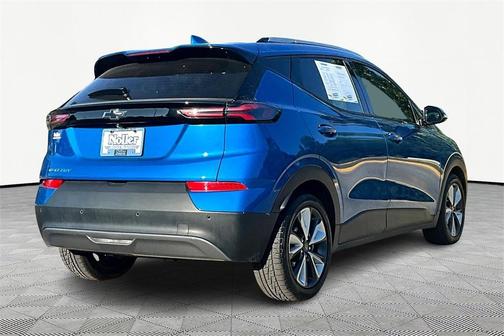 2022 Chevrolet Bolt EUV LT