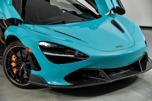 2021 McLaren 720S Base