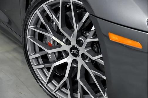 2017 Audi R8 5.2 V10 plus