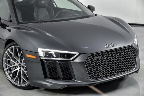 2017 Audi R8 5.2 V10 plus