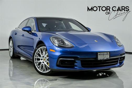 2017 Porsche Panamera 4S