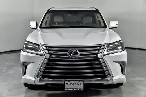 2016 Lexus LX 570 Base