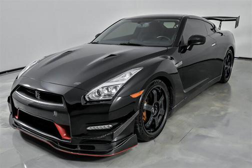 2014 Nissan GT-R Premium