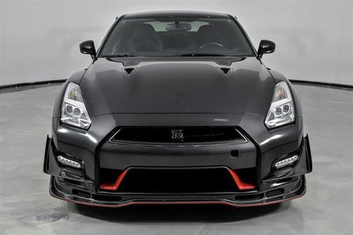 2014 Nissan GT-R Premium