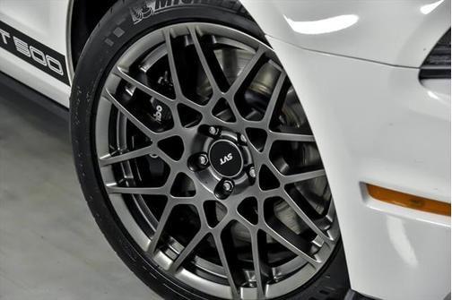 2013 Ford Shelby GT500 Base
