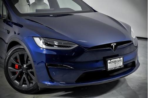 2024 Tesla Model X Plaid Tri Motor All-Wheel Drive
