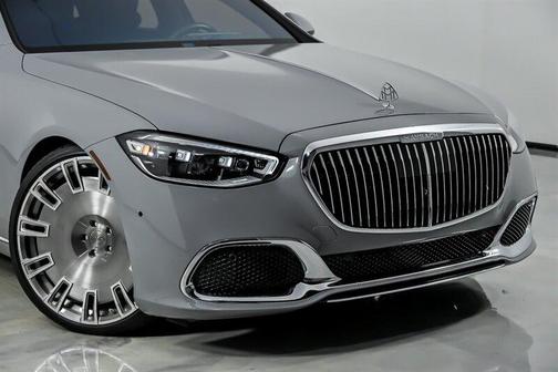 ARABIAN GRAY 2022 Mercedes-Benz Maybach S 580 4MATIC