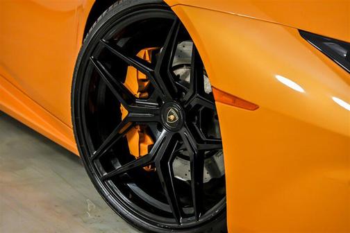 2017 Lamborghini Huracan LP580-2