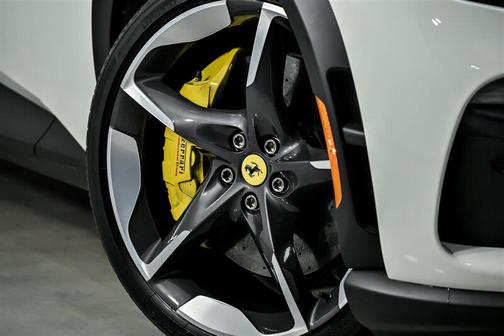 2025 Ferrari Purosangue 