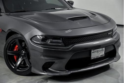 2016 Dodge Charger SRT Hellcat