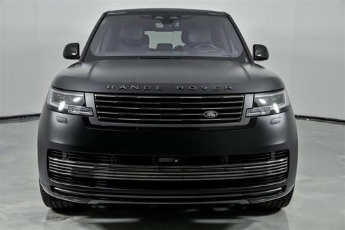 2023 Land Rover Range Rover SV