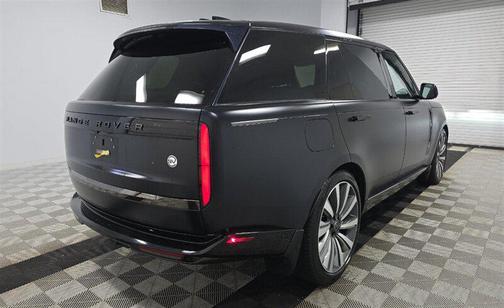 2023 Land Rover Range Rover SV