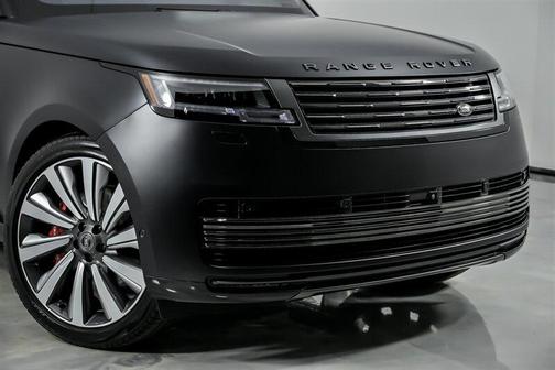 2023 Land Rover Range Rover SV