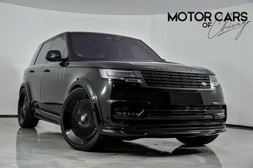 Santorini Black Metallic 2023 Land Rover Range Rover P400 SE
