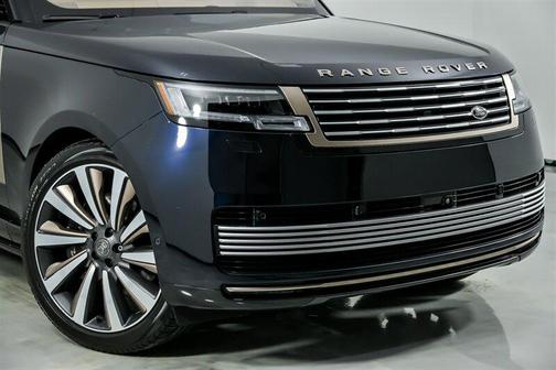 2023 Land Rover Range Rover SV