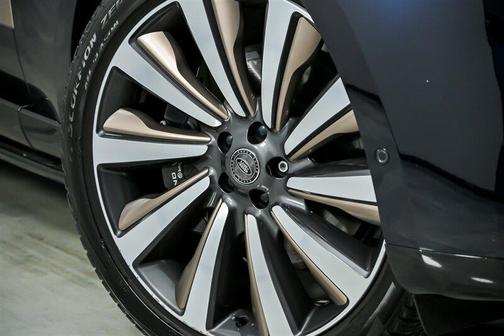 2023 Land Rover Range Rover SV