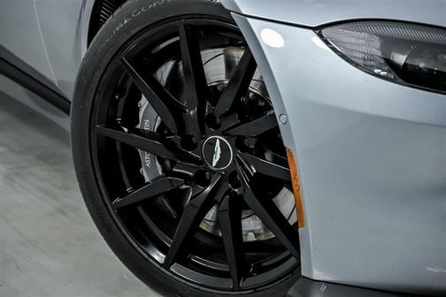 2019 Aston Martin Vantage 