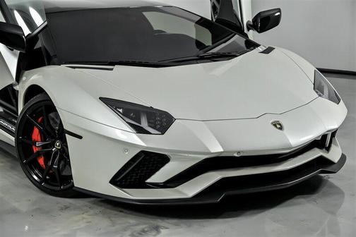 2017 Lamborghini Aventador LP750-4 Superveloce