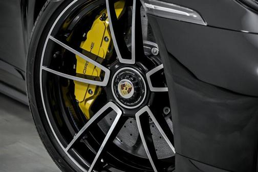 2024 Porsche 911 Turbo S