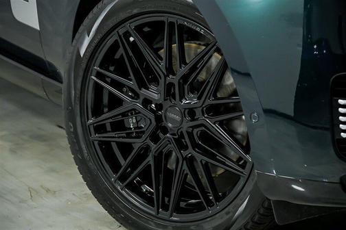 2023 Land Rover Range Rover SV