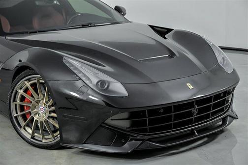 2014 Ferrari F12berlinetta Base