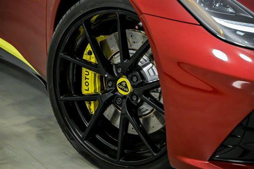 2024 Lotus Emira V6 First Edition