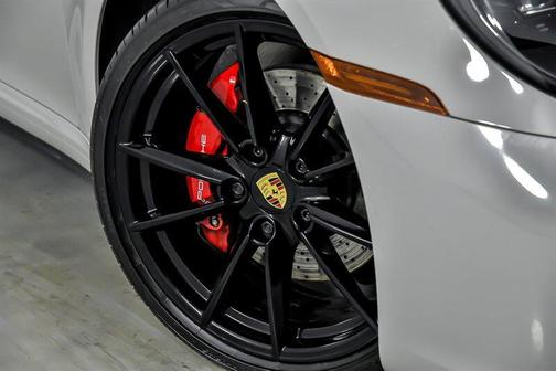 2021 Porsche 911 Carrera 4S Cabriolet