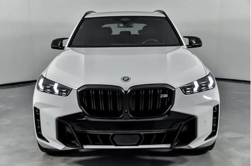 2024 BMW X5 M60i