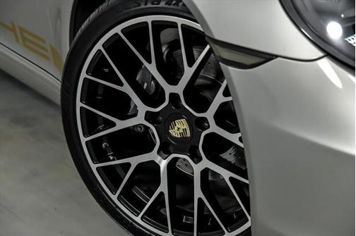 2012 Porsche 911 Carrera