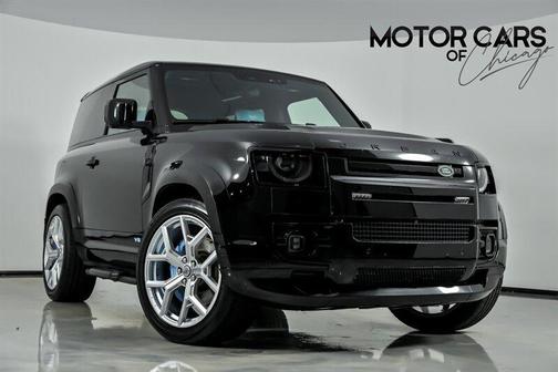 Santorini Black Metallic 2023 Land Rover Defender V8