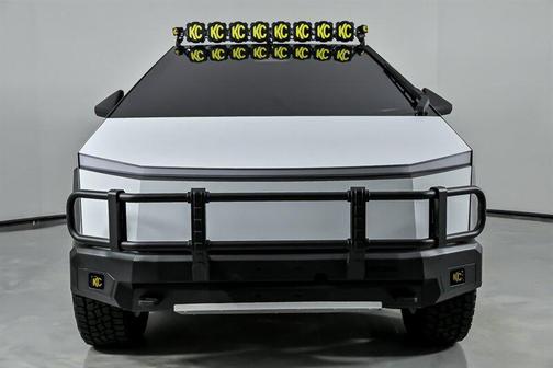 2024 Tesla Cybertruck All-Wheel Drive