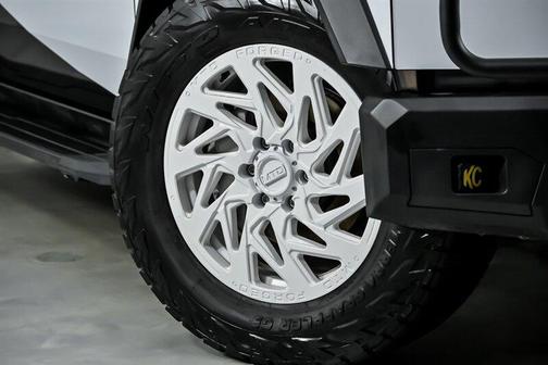 2024 Tesla Cybertruck All-Wheel Drive