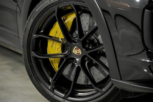 2022 Porsche Cayenne Turbo GT