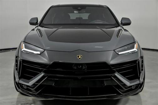 2023 Lamborghini Urus Performante