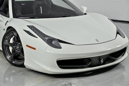 2013 Ferrari 458 Spider Base