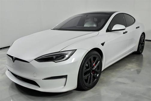 2023 Tesla Model S Plaid