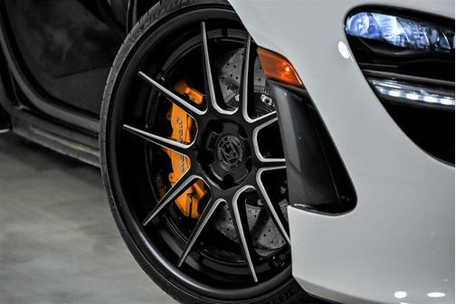 2019 McLaren 720S Performance