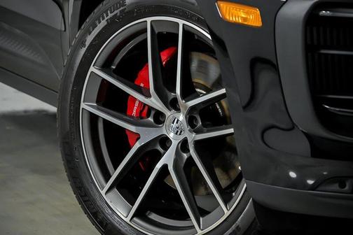 Black 2023 Porsche Macan Macan
