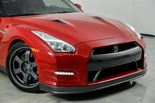 2015 Nissan GT-R Black Edition