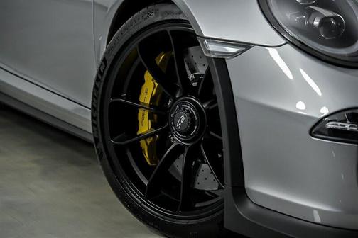 GT Silver Metallic 2016 Porsche 911 GT3 RS