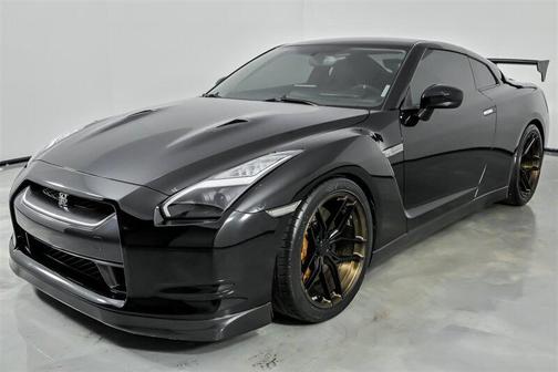 2011 Nissan GT-R Premium