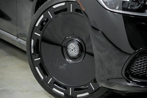 Obsidian Black Metallic 2024 Mercedes-Benz Maybach S 680 Maybach S 680