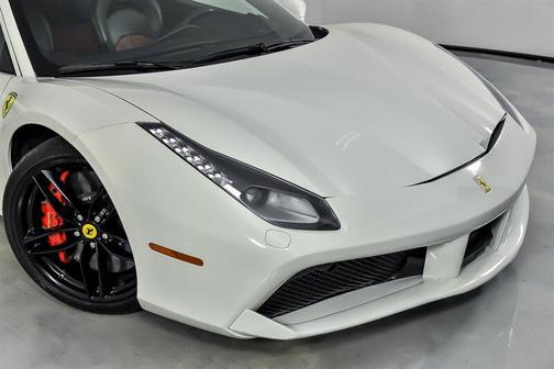 2019 Ferrari 488 GTB 