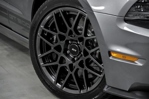 2013 Ford Shelby GT500 Base