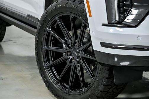 Vibrant White Tricoat 2026 Cadillac Escalade Sport Platinum