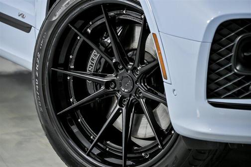 2021 Bentley Bentayga V8