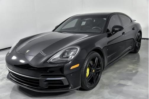 2017 Porsche Panamera 4S
