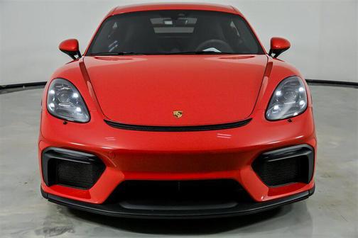 2022 Porsche 718 Cayman GT4