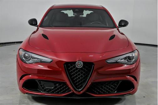 2023 Alfa Romeo Giulia Quadrifoglio